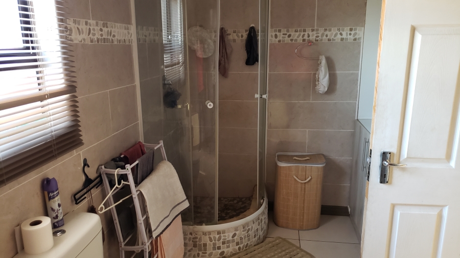 4 Bedroom Property for Sale in Tlhabane West North West